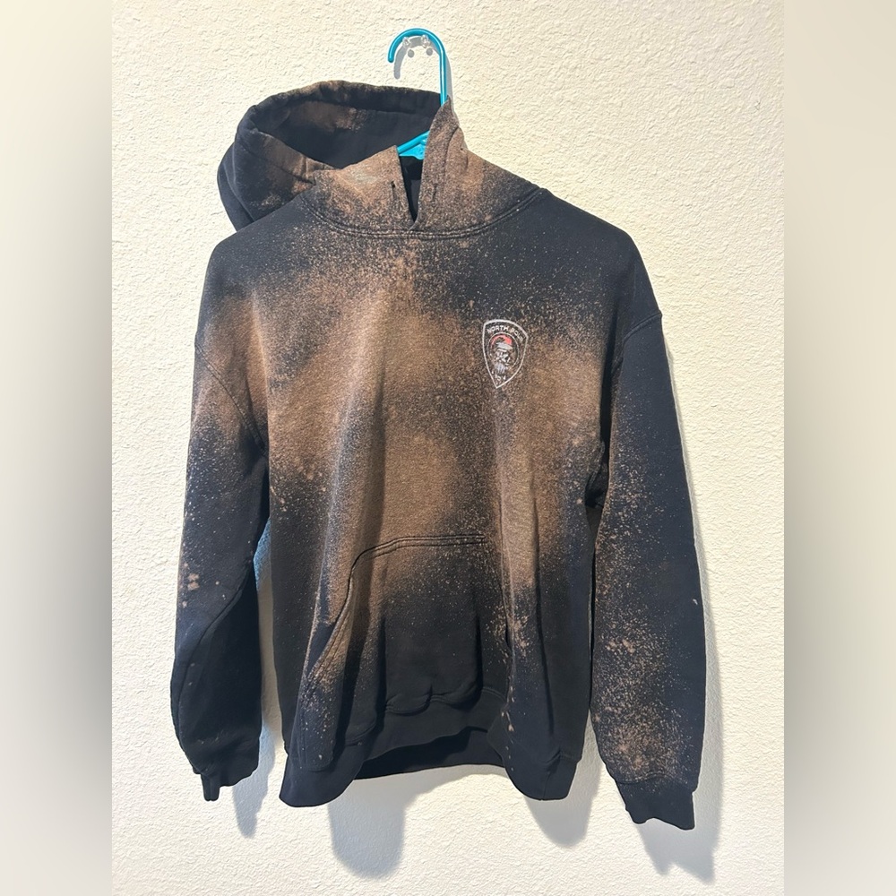 Bleach Dyed Hoodie Black Acid Wash Gildan Pullover Grunge Streetwear M - Picture 8 of 8